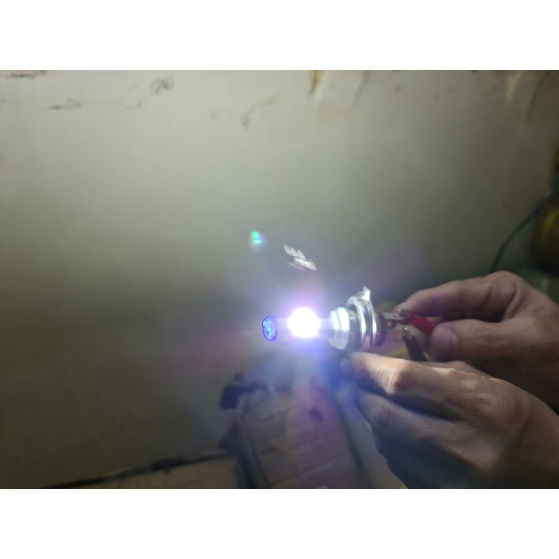 bohlam lampu depan set lampu seri vixion cb scorpio mx king byson cbr r15 dll rtd led 3mata h4