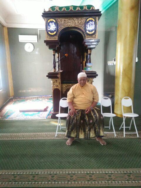 Krisbow Folding Chair Kursi Lipat Bangku Besi Piknik Shalat Sholat