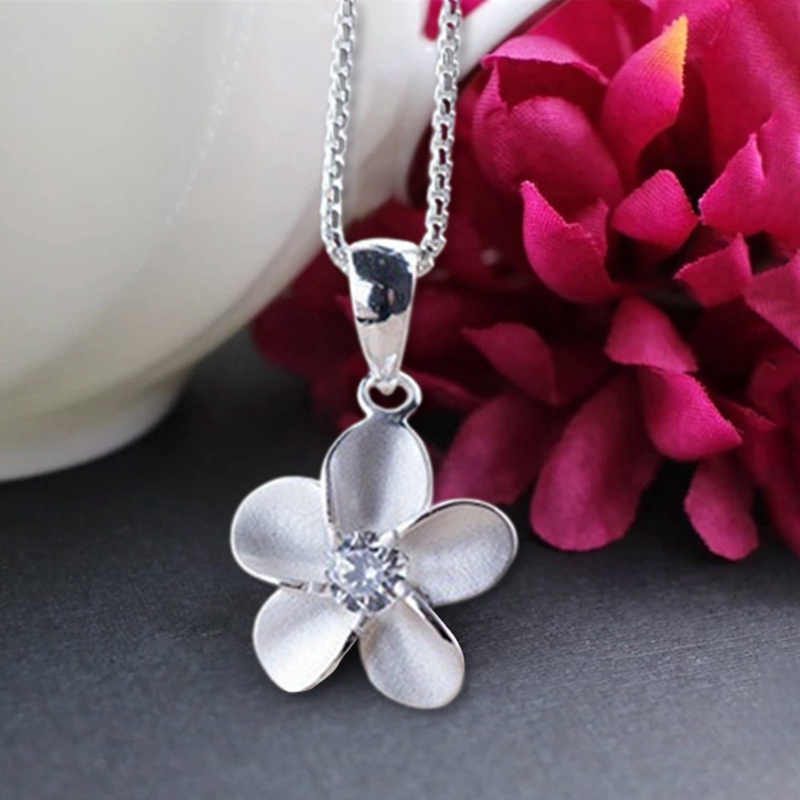 Fashion Jewelry 925 Sterling Silver Clavicle Chain Crystal Plum Blossom Pendant Necklace