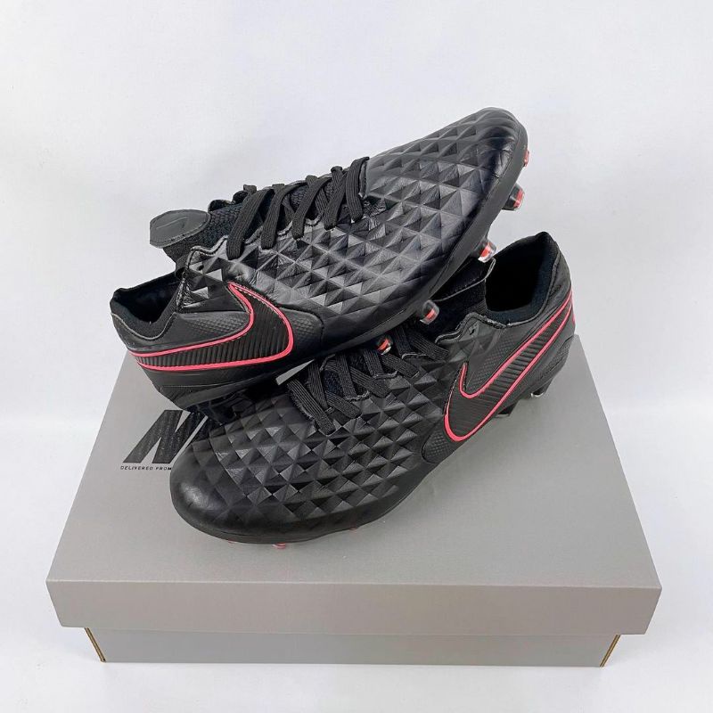 Sepatu Bola Nike Tiempo Legend 8 Elite Black Red FG