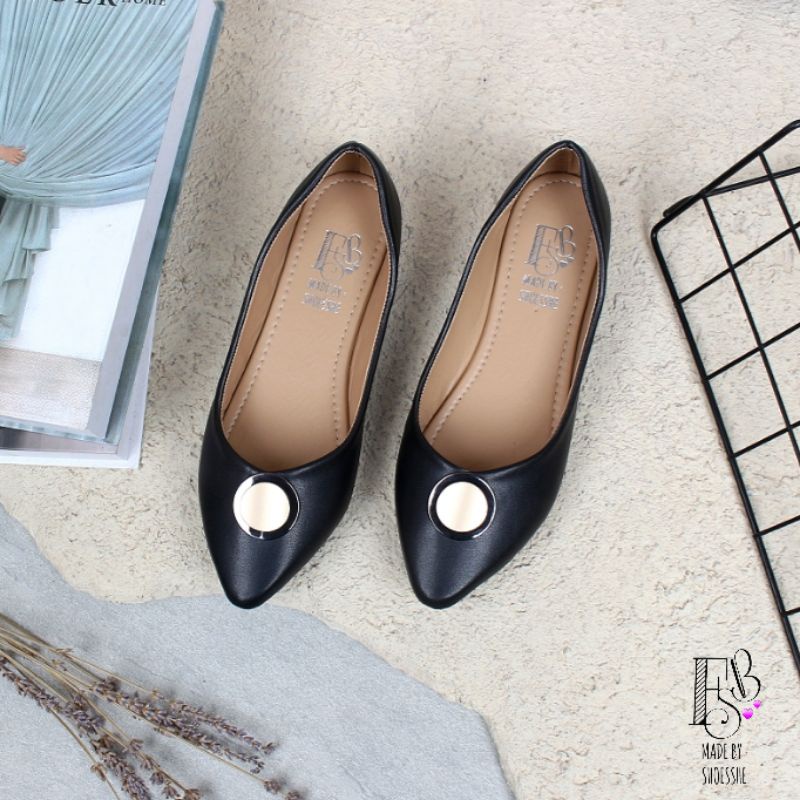 Fsb - Sepatu Flatshoes Hitam (Claire)