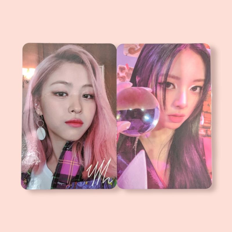 PC Itzy Ryujin Icy Sign Pair Yuna Guess Who