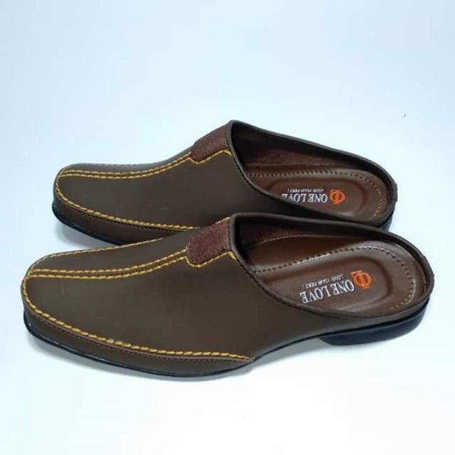 sepatu tutong pria one love