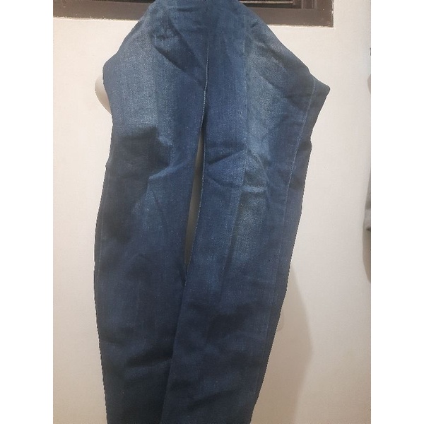 celana jeans basic merk lois original second PL pribadi