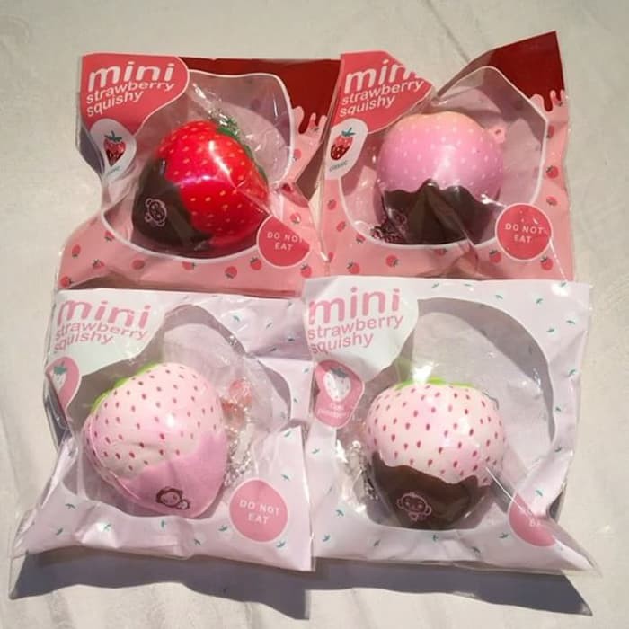 Soft And SlowRise Squishy Mini PUNI MARU MINI STRAWBERRY: Classic & Ra