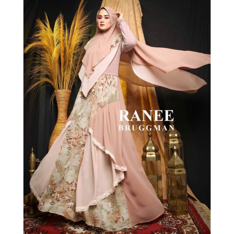 PRELOVED - GAMIS TERLARIS AIFA BY RANEE BRUGGMAN