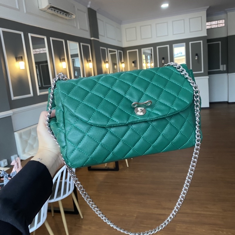 C BIG QUILTED BAG