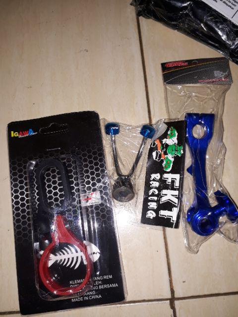 Gantungan Barang Playboy