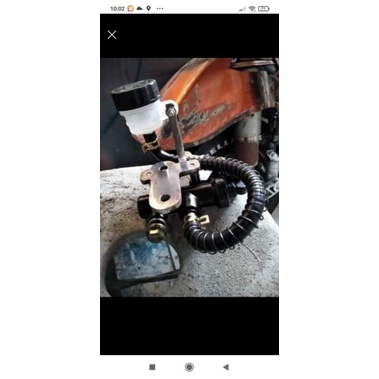 master rem depan vespa