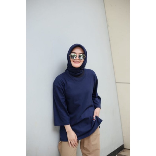 atasan wanita oversize muslimah style hijab Korea kekinian 2022 viral import/kaos oversize wanita le