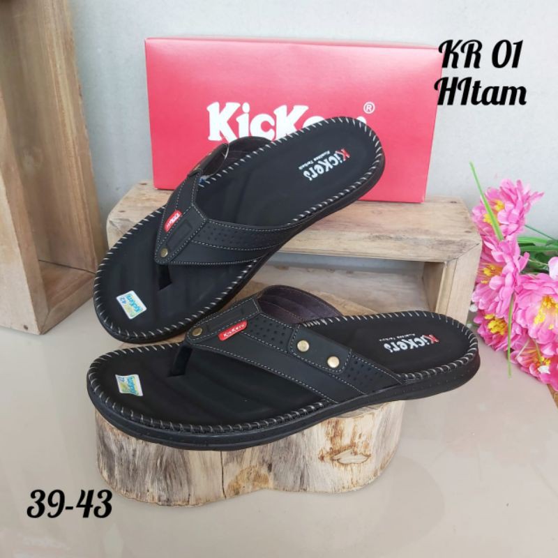 OKs "Sandal Japit Kickers Pria"