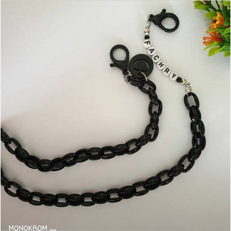 Kalung Masker Rantai Hitam