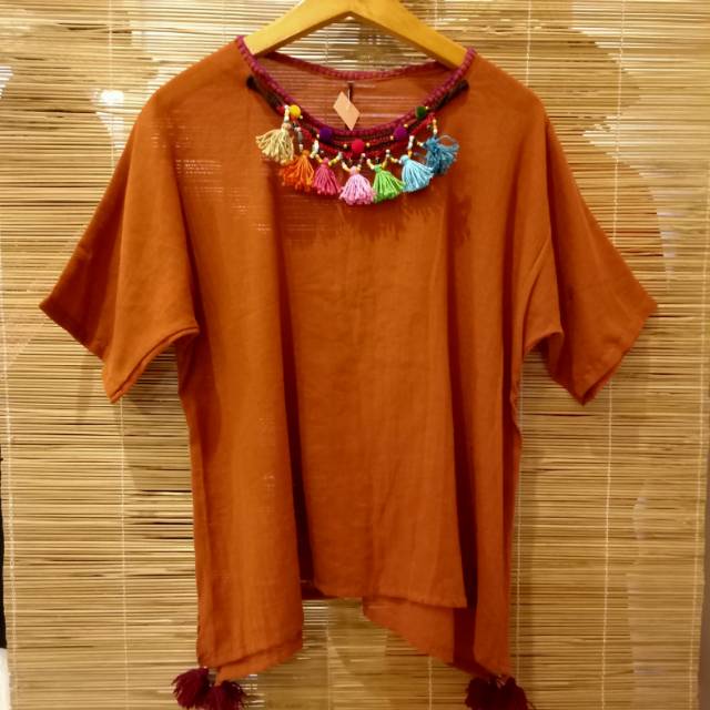 Blus Etnik Bangkok merah bata