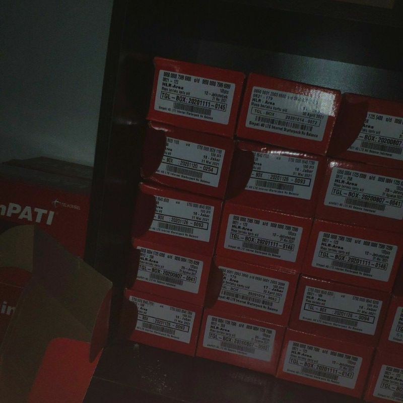 Kartu perdana telkomsel simpati red 4g lte 0k segel exp  2022 murah meriah acak belakang-Exp Agustus