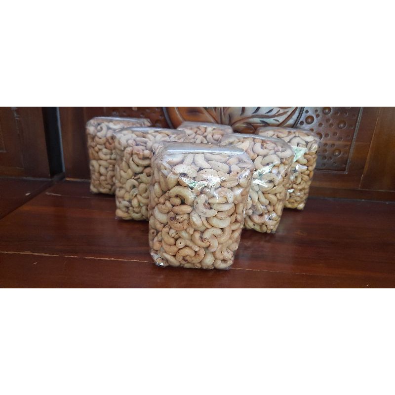 

KACANG MEDE GORENG/MENTAH 250g