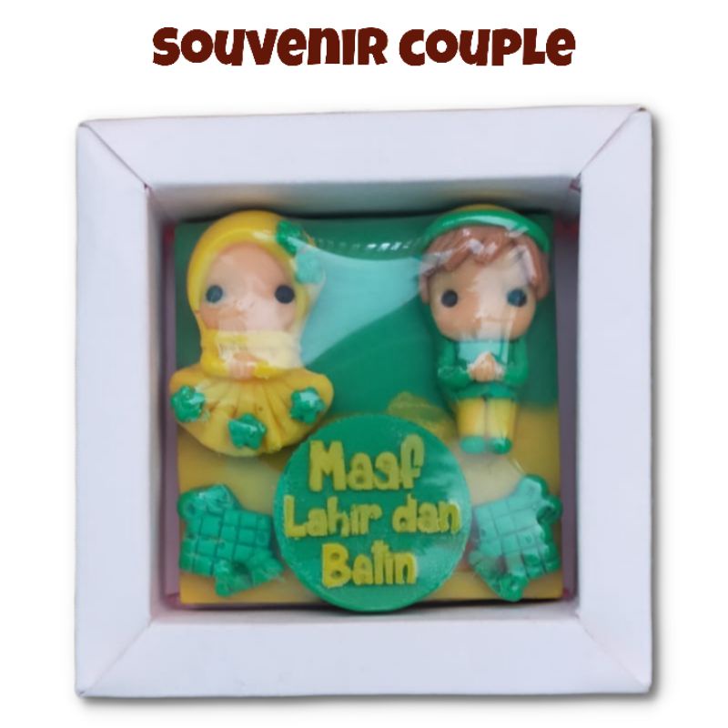 

Coklat souvenir lebaran Couple