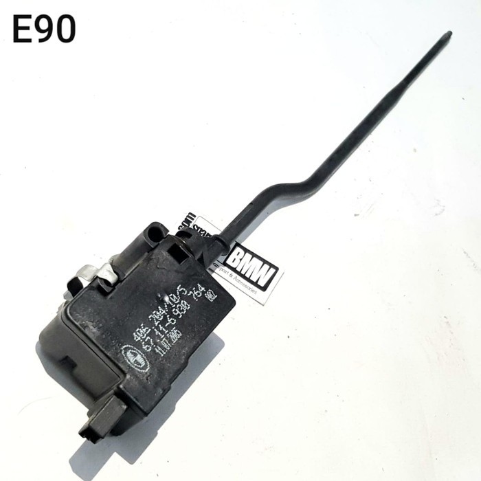 Actuator Pengunci Tutup Bensin BMW E90