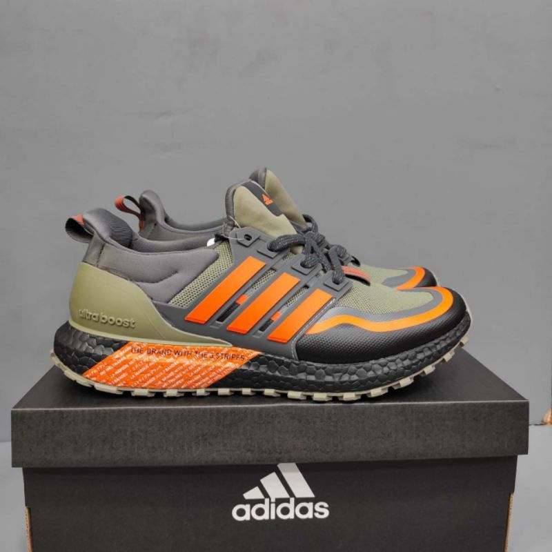 sepatu sneakers Adidas ultraboost all terrain olive green orange