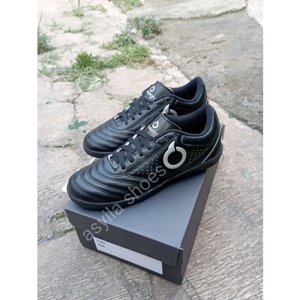 sepatu futsal ortus high quality grade original