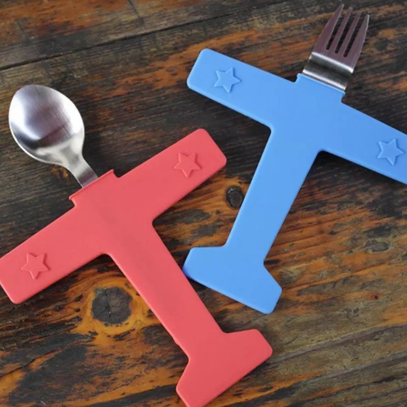 Sendok makan anak motif unik