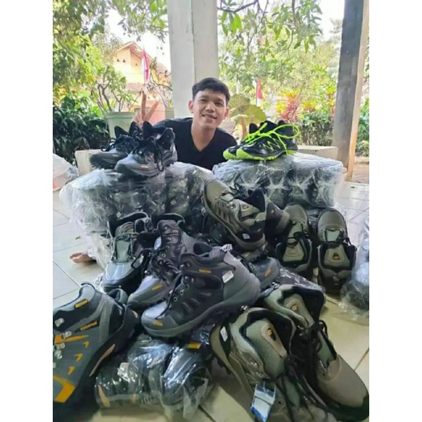 sepatu gunung, sepatu hiking, lelang sepatu