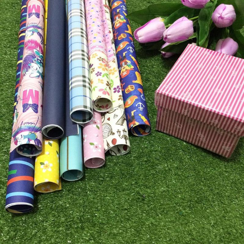 

Kertas Kado / Bungkus Kado