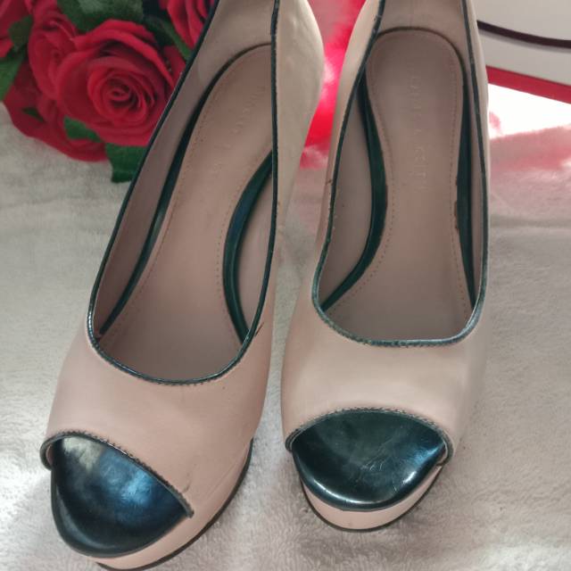 Sepatu 2nd - Preloved ori CnK