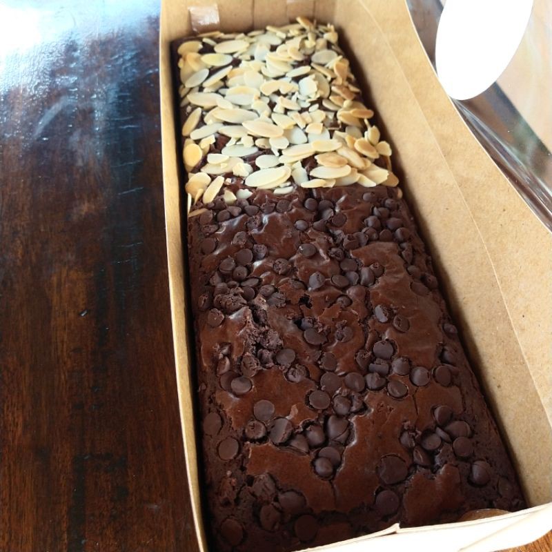 

Fudgy brownies 30x10cm