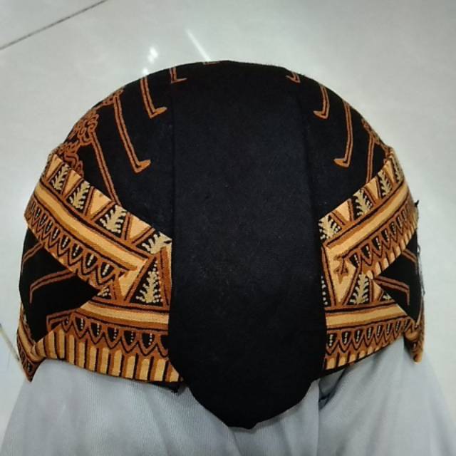 Blangkon solo motif modang