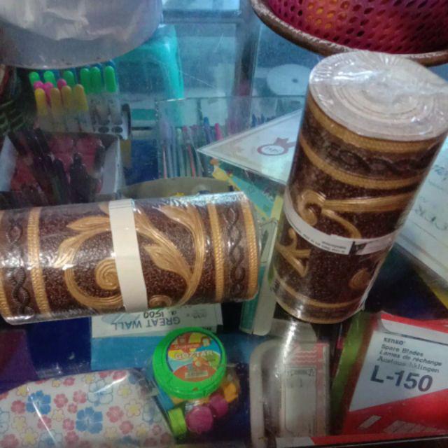 Wallpaper Border Klasik Coklat