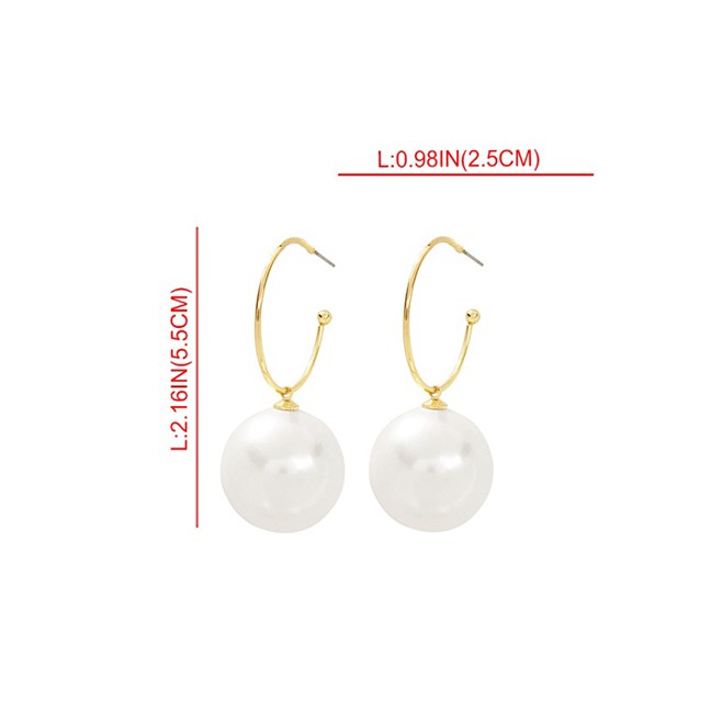 LRC Anting Tusuk Fashion Gold Alloy Pearl Stud Earrings F72652