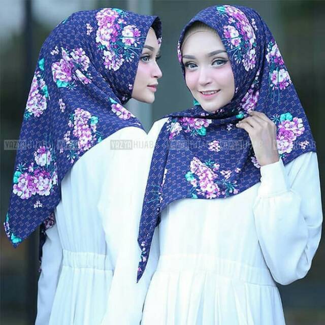 Kerudung Segitiga Instant Motif Bunga Bulan / Eveline High Quality