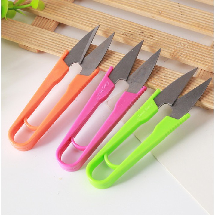 

Gunting Benang / Pemotong benang / Gunting Buang benang / Gunting benang pakaian / scissors