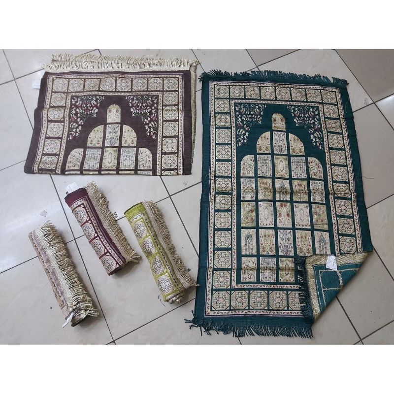 sajadah saboln chenile rumbai tambang turkey motif kotak /sajadah souvenir