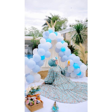 dress flower by Shella saukia