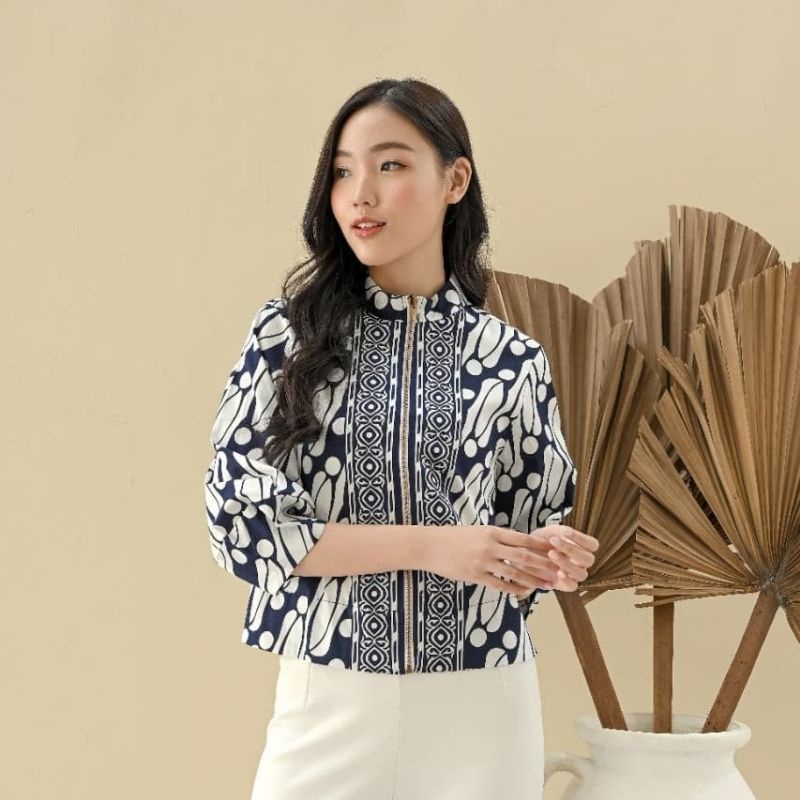 Size Jumbo : Jaket Bomber Batik / Jaket Batik Wanita /Outer Batik-CRYSTALS