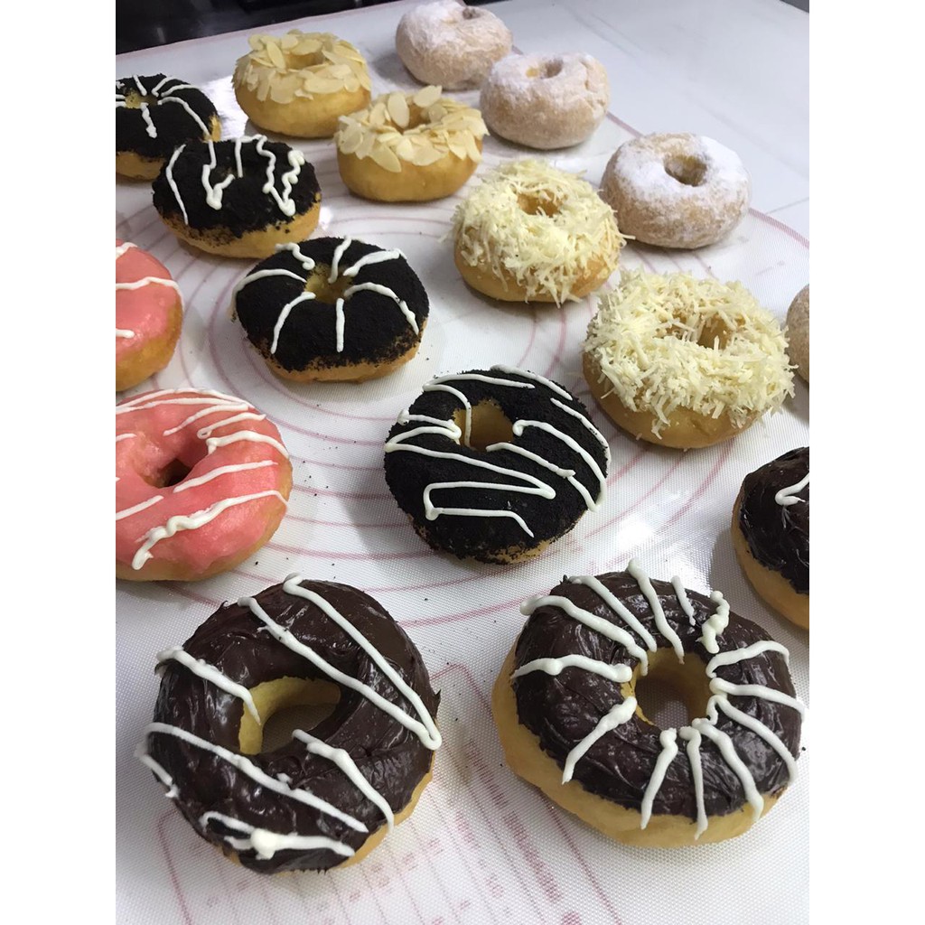 

Doughnuts Premium Homemade Box (1 box 6 pcs)