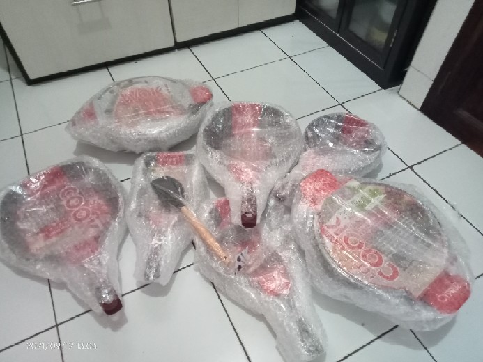 Cypruz - Paket Super Lengkap Panci Set Cookware Kuali Alat Masak
