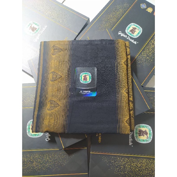 Sarung Exclusive Gajah Duduk