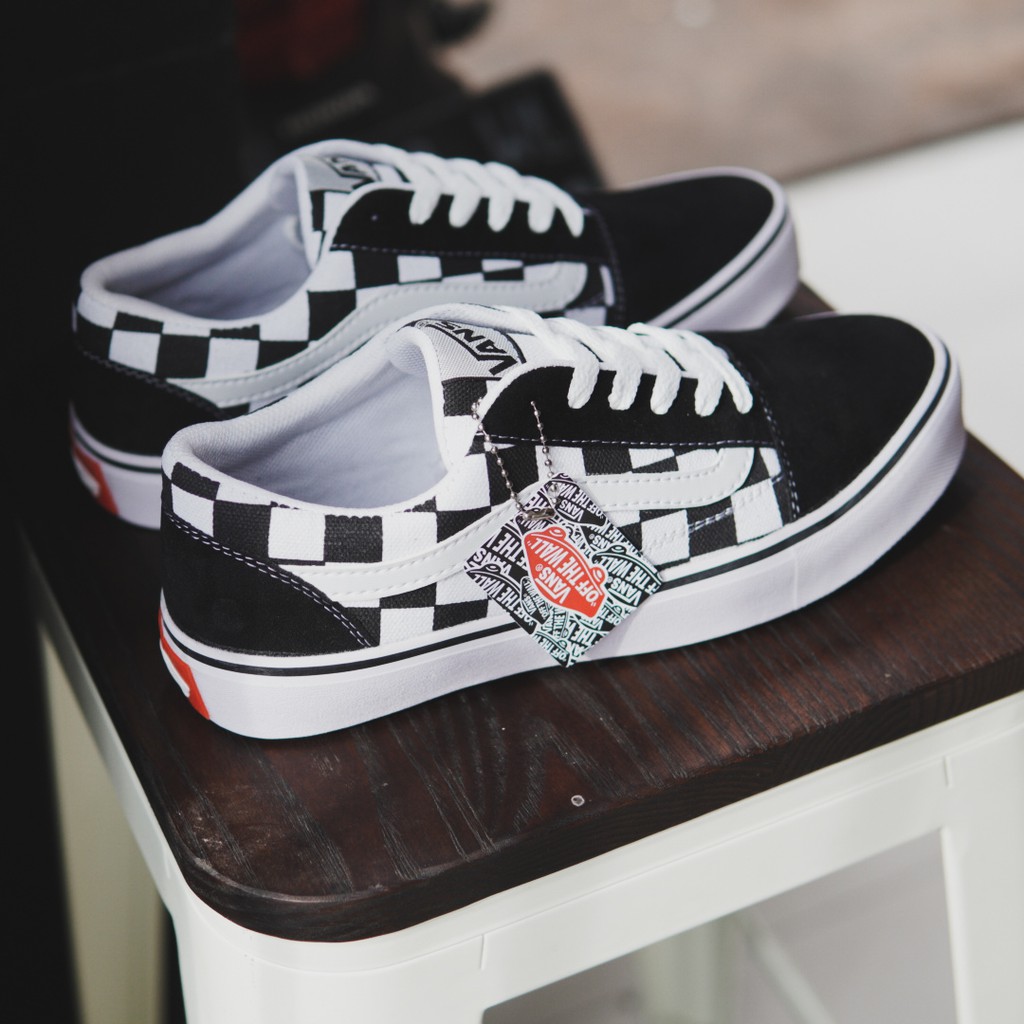 SEPATU PRIA VANS OLDSKOOL MOTIF CATUR TERLARIS