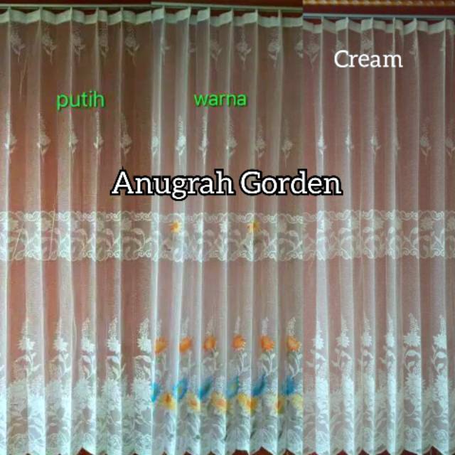 Gorden Vitrase Siang, Daleman, Transfaran Motip Matahari Warna Putih Cream Dan Tulip