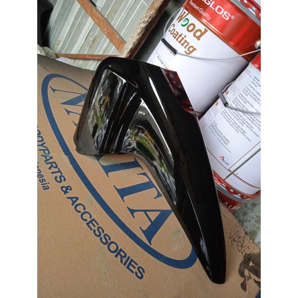 slebor depan Revo lama