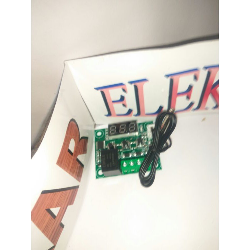 THERMOSTART/Termostart Thermostat/Termostat Digital XH-W1209 12V DC POWER,really AC 220V 10 Amper