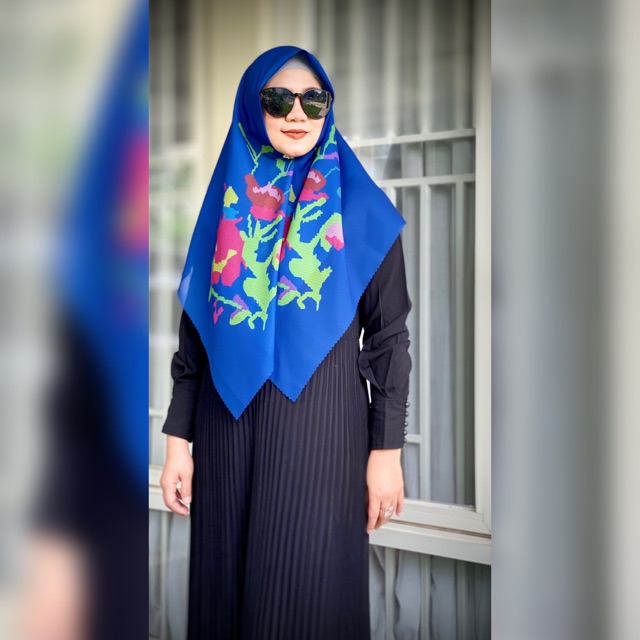 Jilbab Etnik Lagosi in Blue