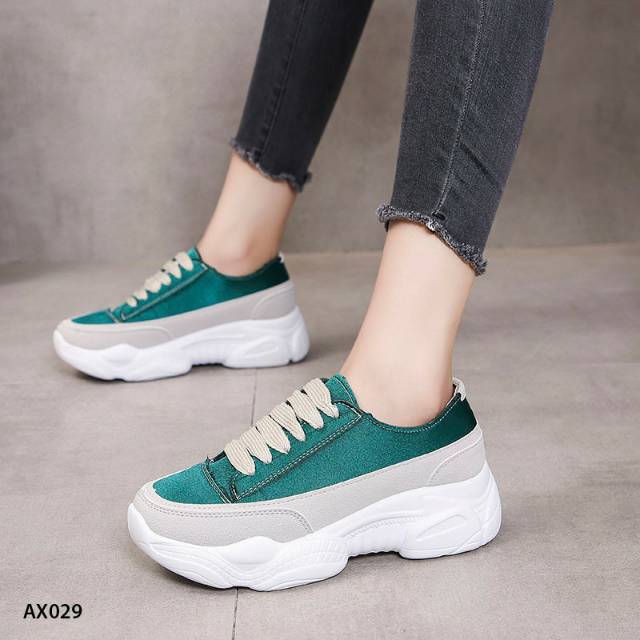 SEPATU WANITA IMPORT BATAM #356