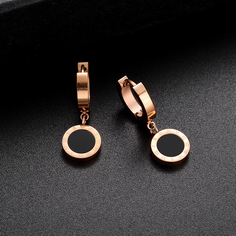 anting jepit bulat permata hitam putih titanium