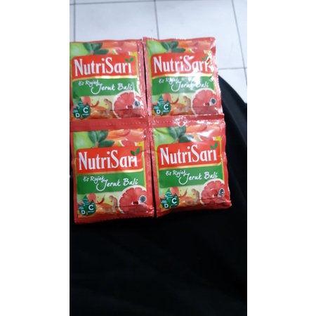 NutriSari Es Rujak Jeruk Bali Serenceng isi 10