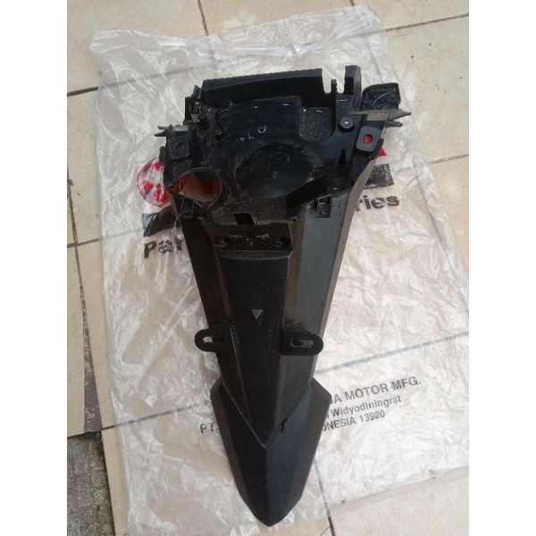 SPAKBOR BELAKANG XRIDE X RIDE 115 2BU ASLI YAMAHA