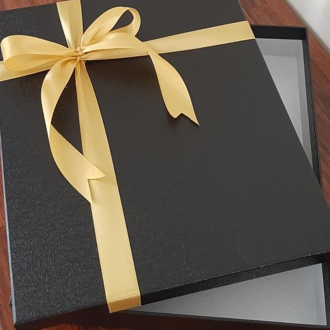 

[COD] kotak gift uk 32 x 26 x 5 cm [COD]