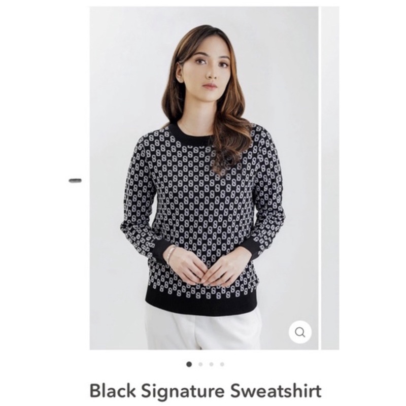 Preloved Buttonscarves benang jarum Sweatshirt